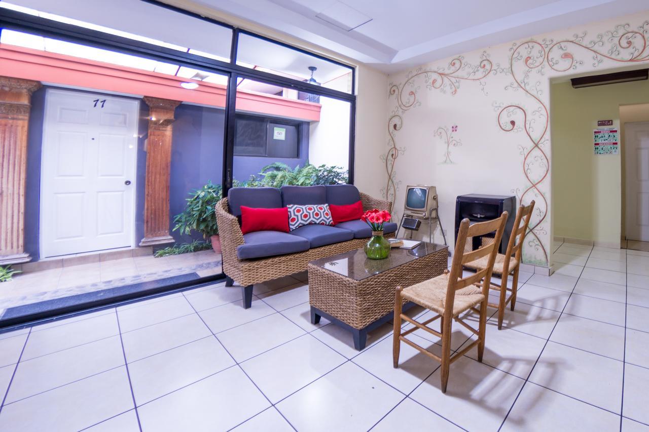 Hotel Meson De Maria Antiguo Cuscatlan Ngoại thất bức ảnh