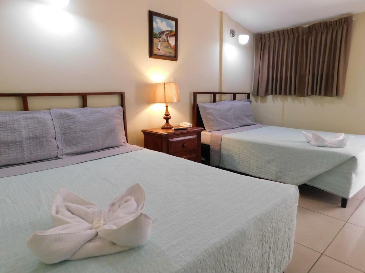 Hotel Meson De Maria Antiguo Cuscatlan Ngoại thất bức ảnh